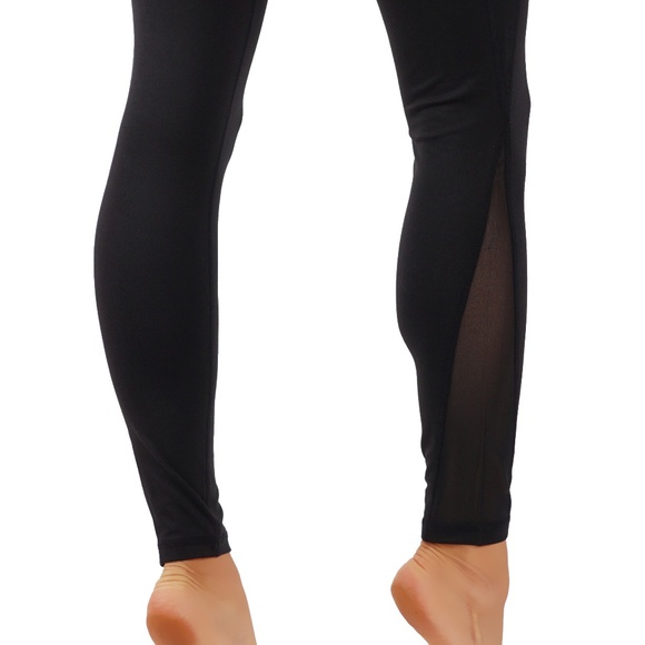 Deep side pockets workout leggings Black - Picture 3 of 6